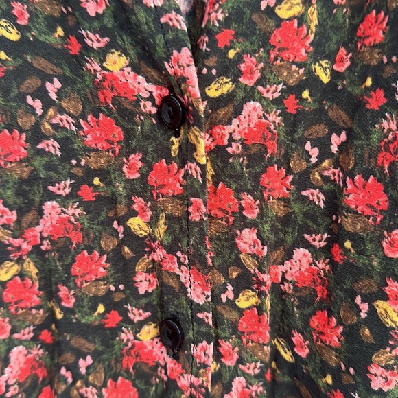 Something Navy floral blouse - Picture 5 of 8